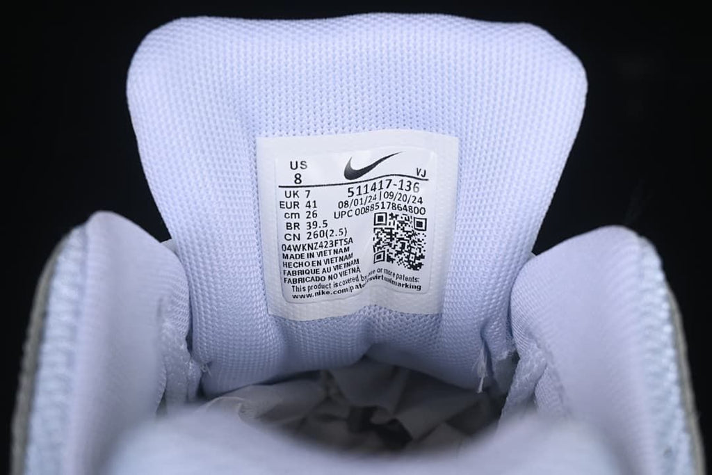 Tongue size label showing EU 41 and other sample shoe size details.