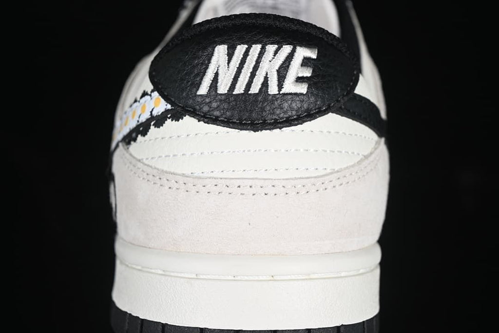 Rear view showing the black Nike heel tab and light-colored heel panels