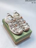 Pair of light beige KEEN Newport H2 closed-toe sandals on a shoebox; image overlay shows 35–42.
