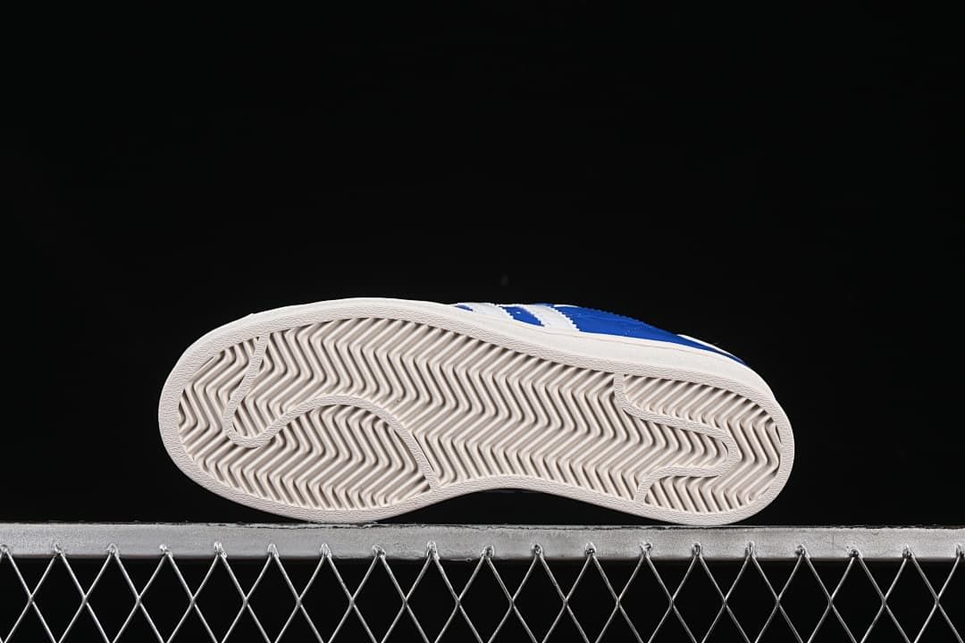 Underside showing the patterned white outsole