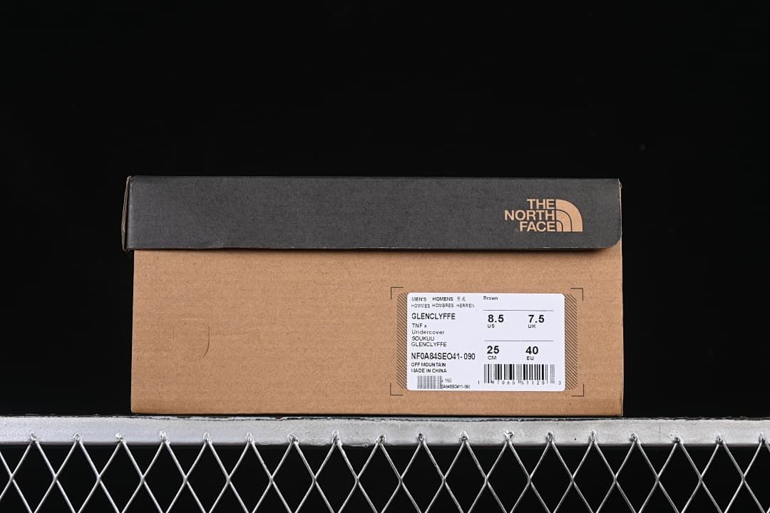 The North Face shoe box with label showing Glenclyffe, brown, and EU 40