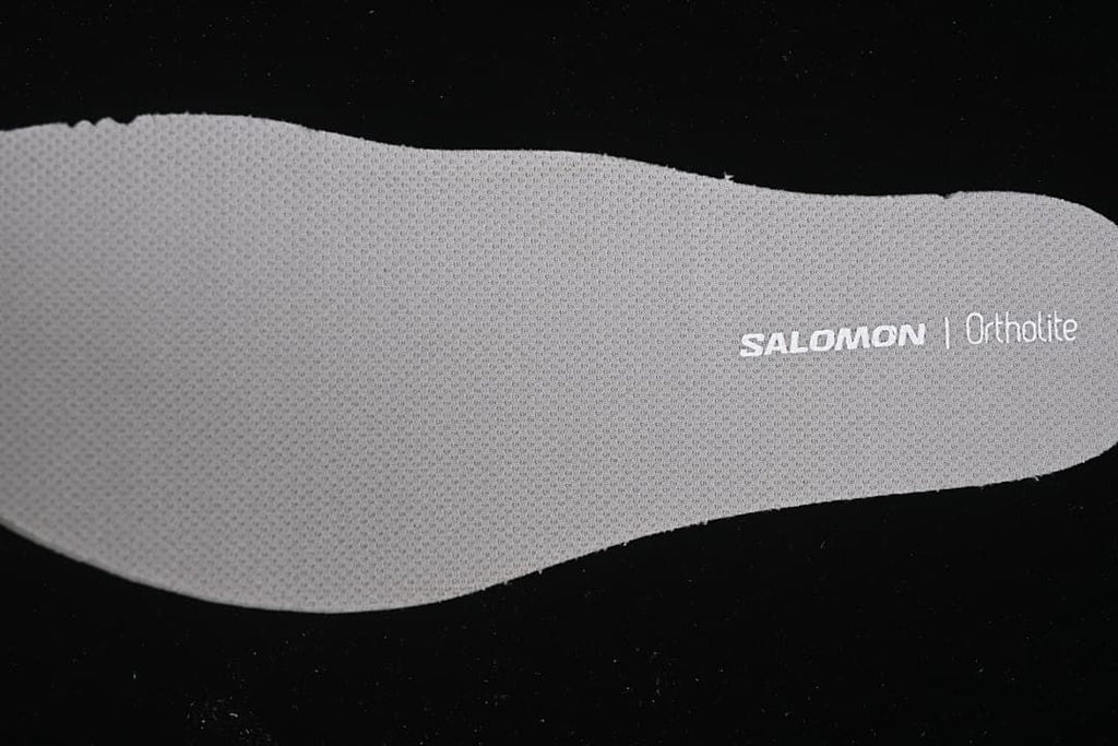 Close-up of the insole marked Salomon Ortholite.