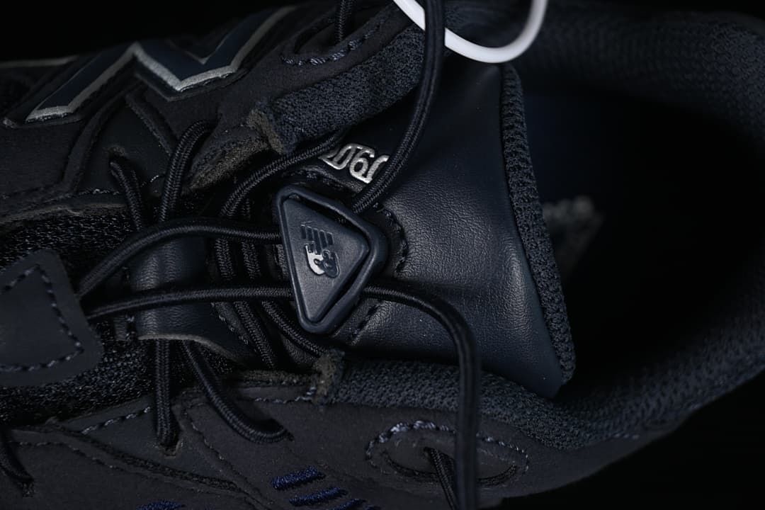 Close-up of the lace toggle and tongue details