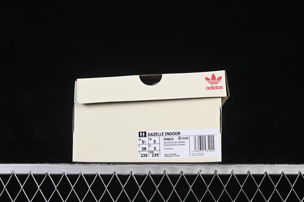 Shoe box label identifying Gazelle Indoor, style DD6615, and EU size 38