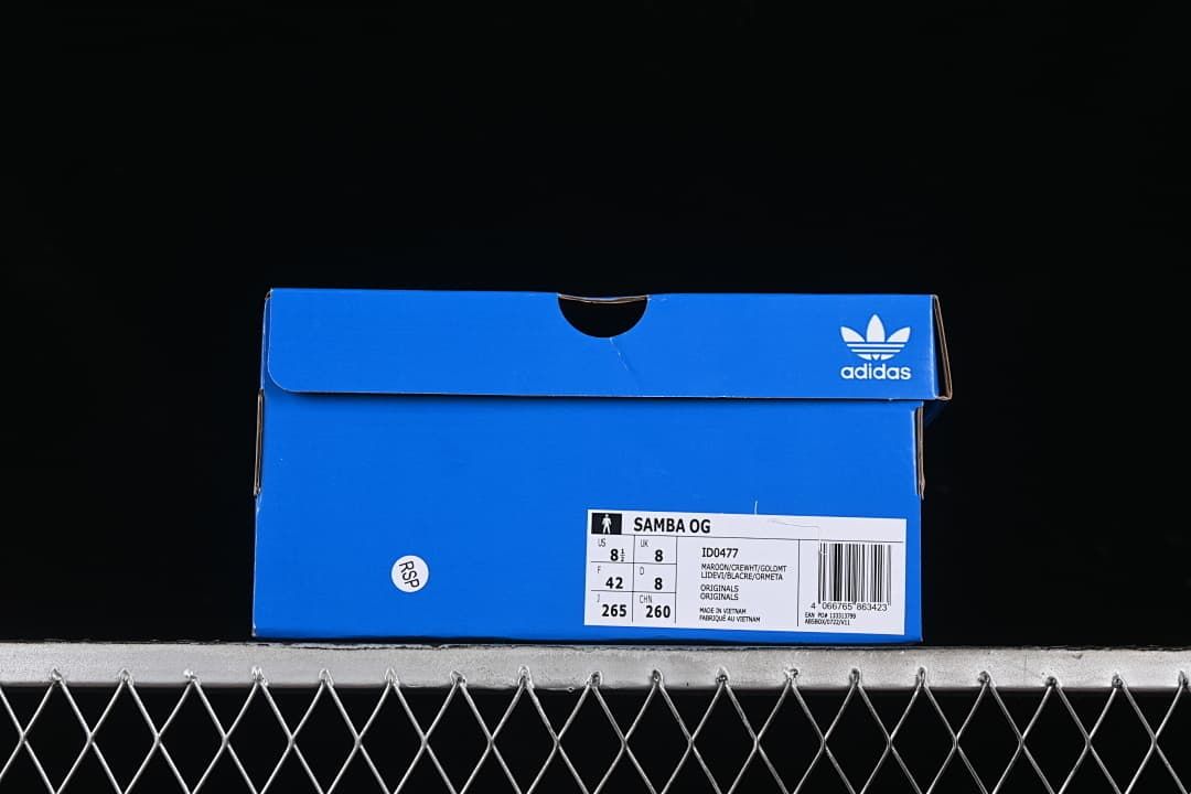 Blue shoe box label identifying Samba OG model ID0477 and sample size EU 42