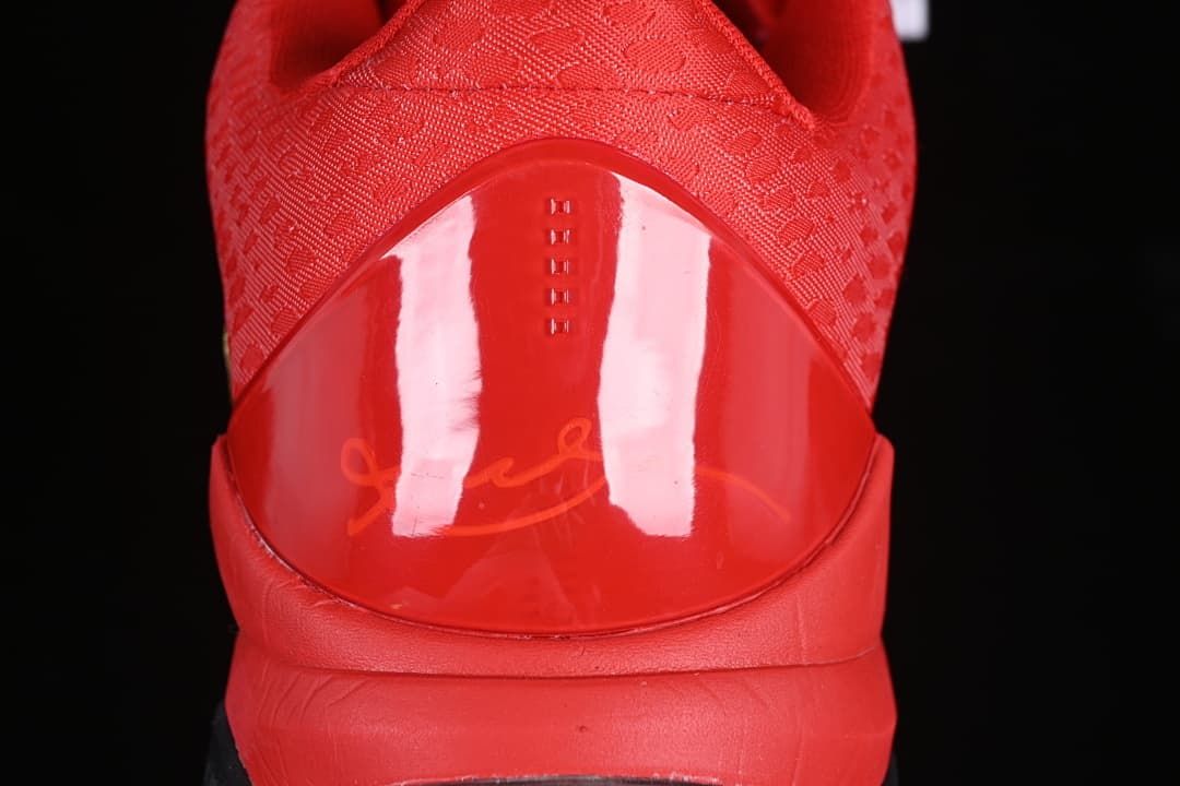 Rear heel detail with signature marking