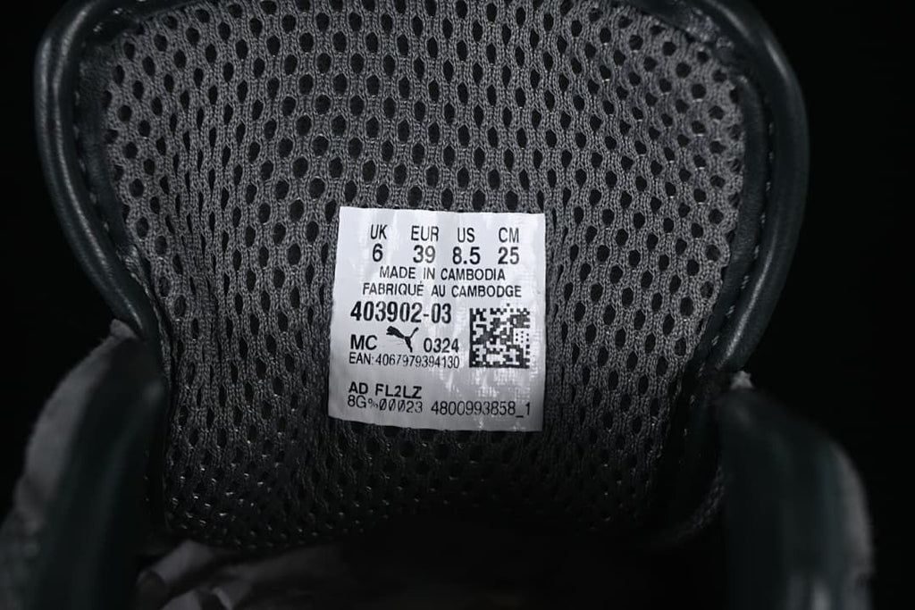 Tongue size label showing UK 6, EUR 39, US 8.5, and CM 25