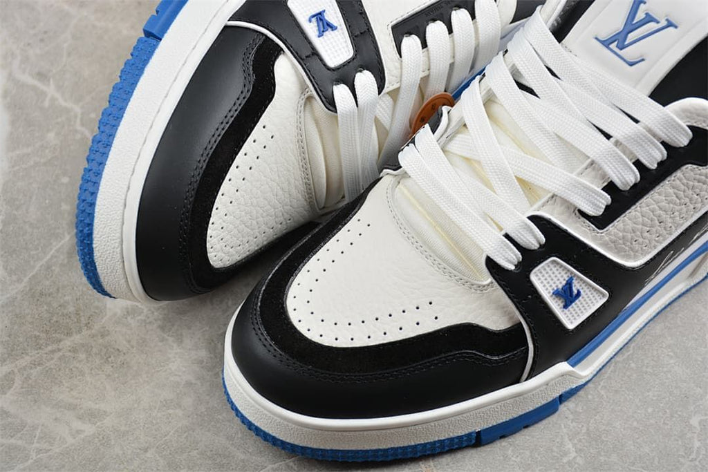 Close-up of the perforated toe and contrasting black overlays