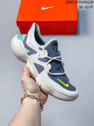 Side view of a Nike Free RN 5.0 low-top shoe with lace-up upper