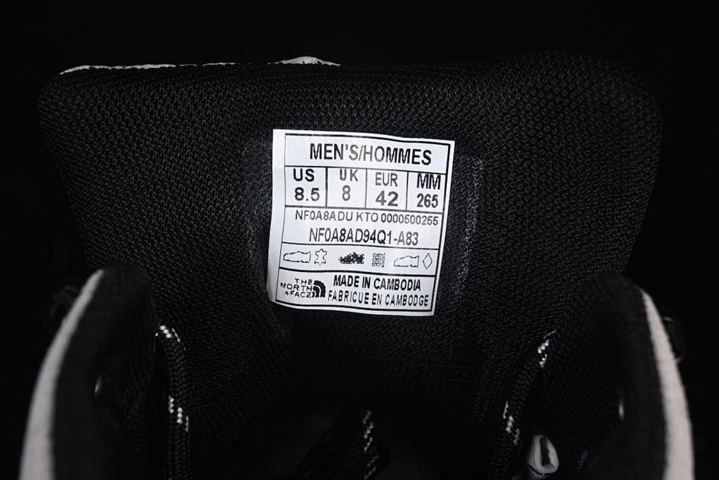 Tongue size label showing EU 42 and other sample size details