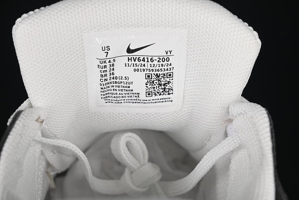 Tongue label showing shoe size and style code HV6416-200