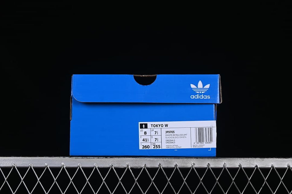 Adidas Tokyo W JP9705 shoebox label showing the photographed sample size