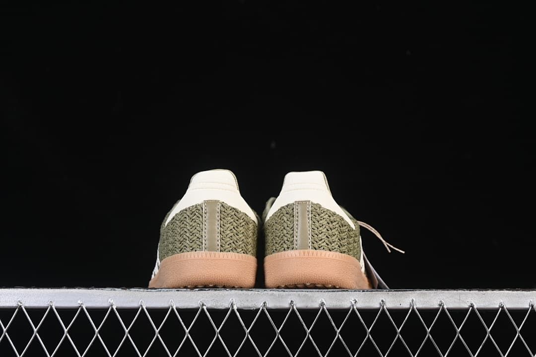 Rear view of the pair showing woven-look heel panels