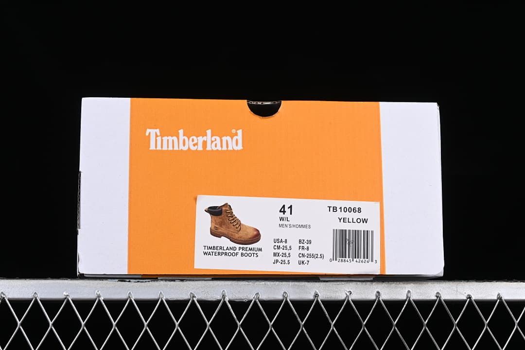 Boot box label showing Timberland, model TB10068, yellow, and sample size 41