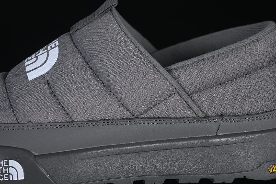 Close-up of the quilted upper and midsole