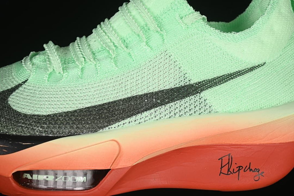 Close-up of black Swoosh, upper texture and visible Air Zoom window