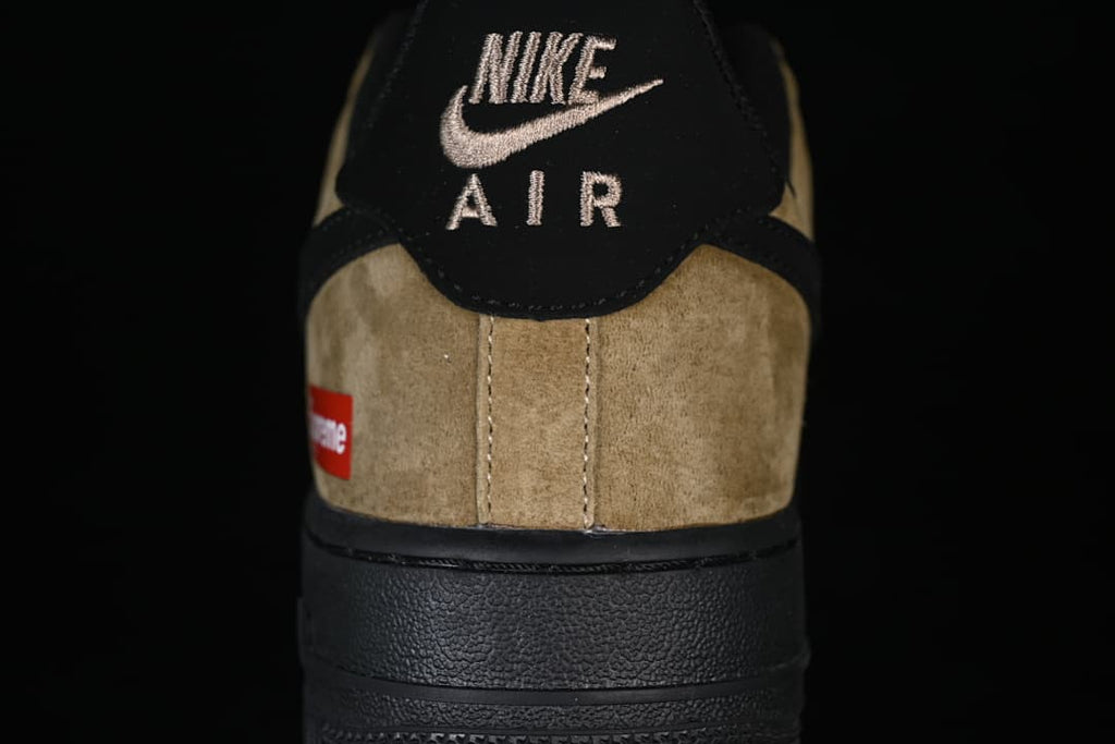 Close-up of the heel with Nike Air branding