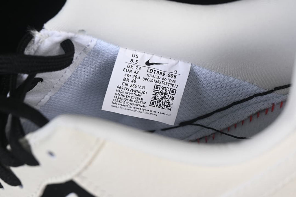 Interior size label showing style code LD1999-006 and sample size markings