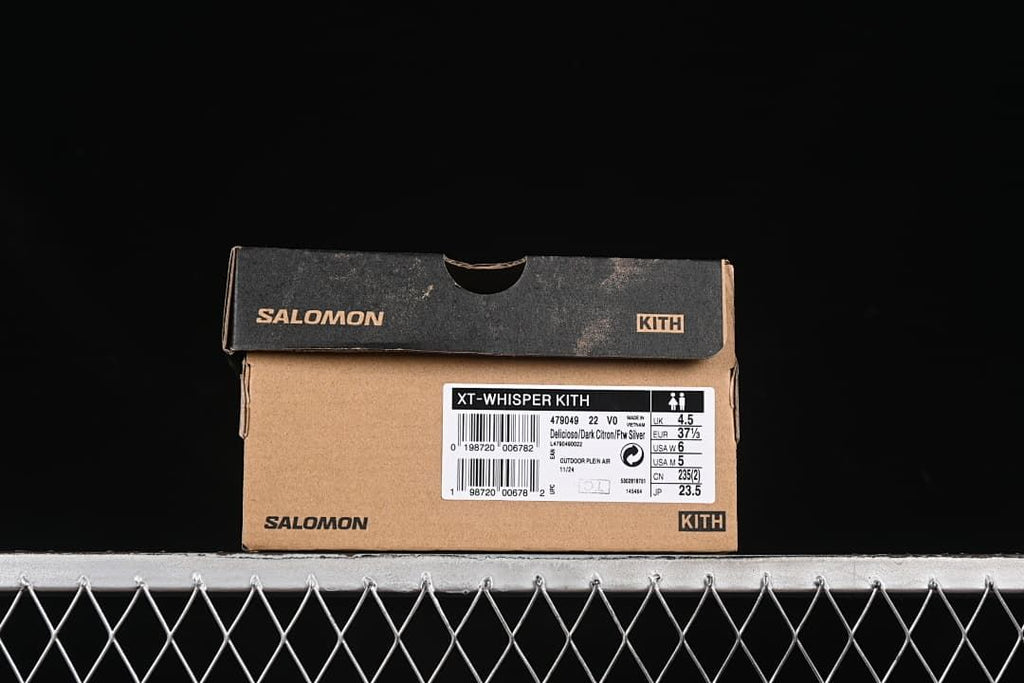 Shoebox label identifying the XT-Whisper Kith and sample size EU 37.5
