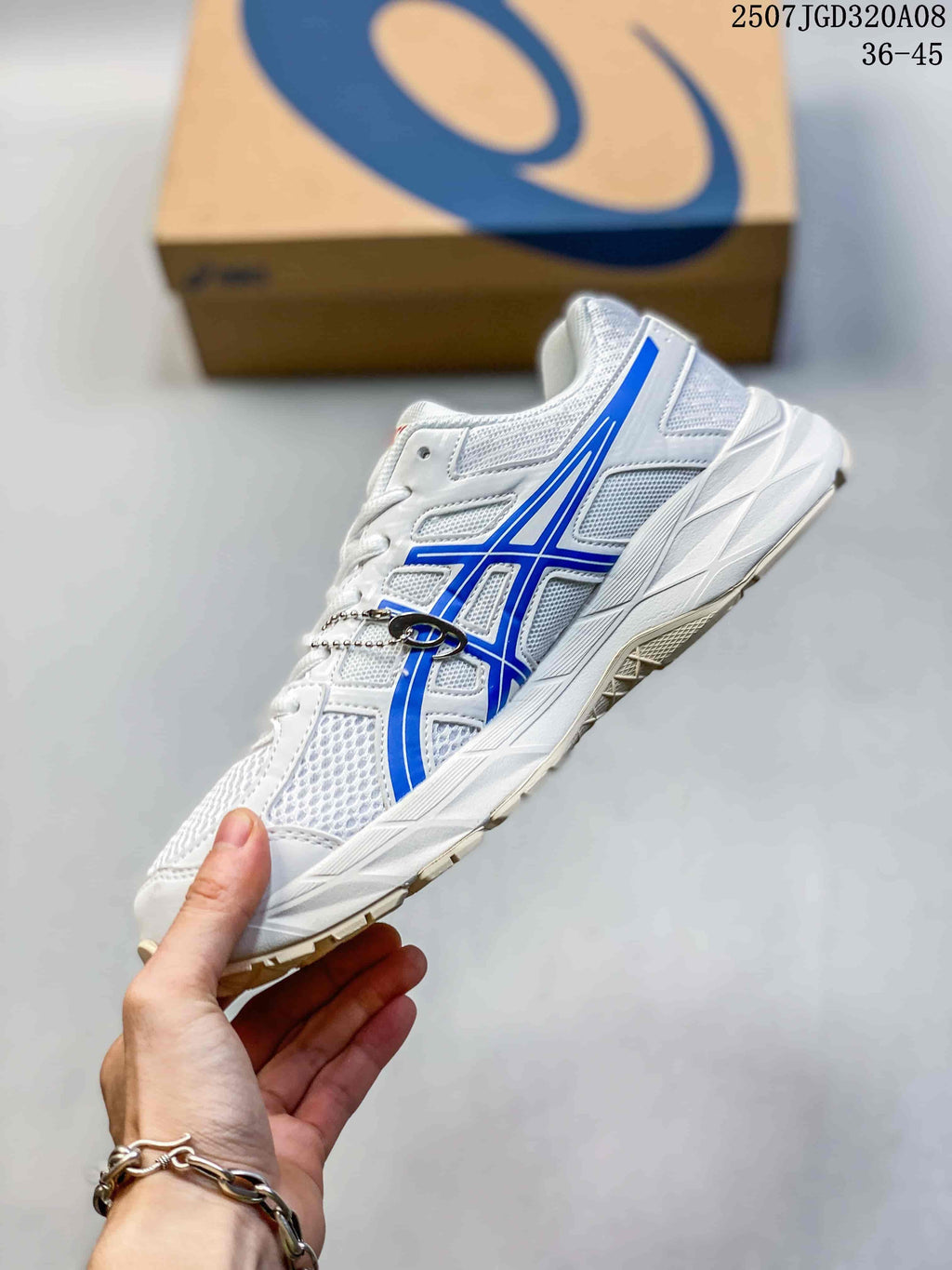 Side view of a white ASICS Gel-Contend 4 with blue detailing