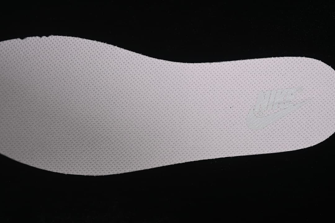 Close-up of the textured insole
