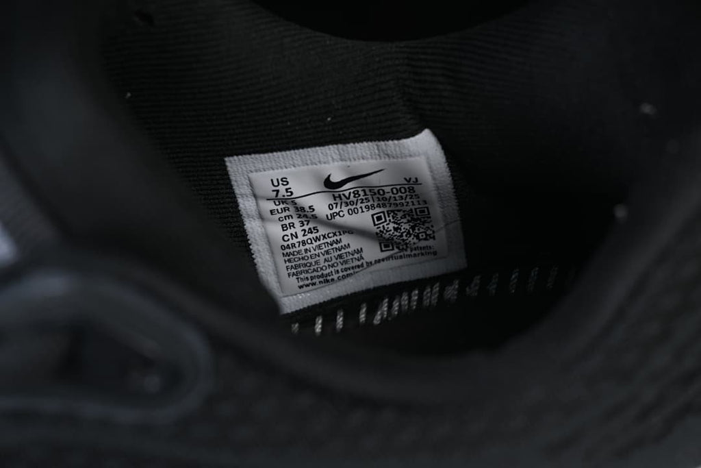 Close-up of the shoe size label showing model code HV8150-008 and EU size 38.5.