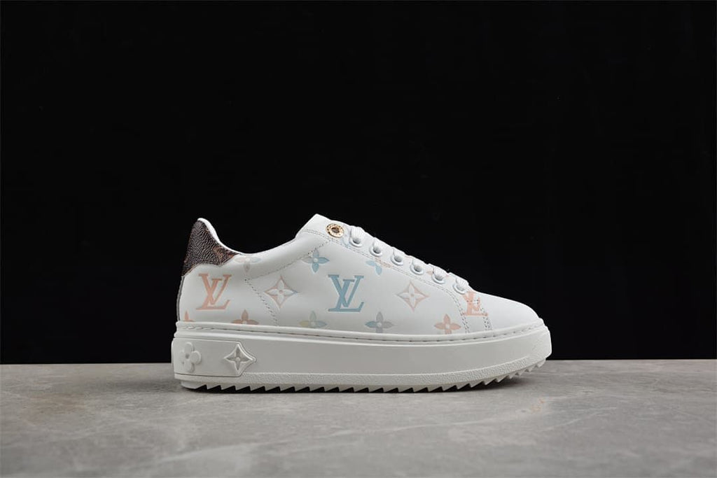 Side view showing the low-top silhouette and raised sole