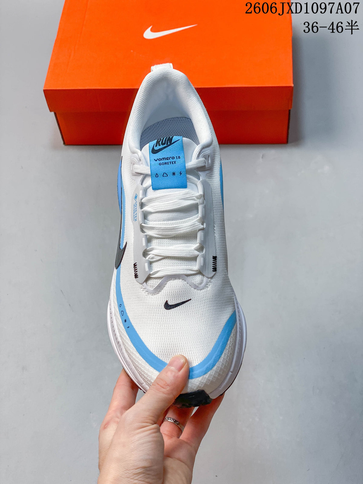Top view of the shoe showing its laces and Vomero 18 GORE-TEX tongue label