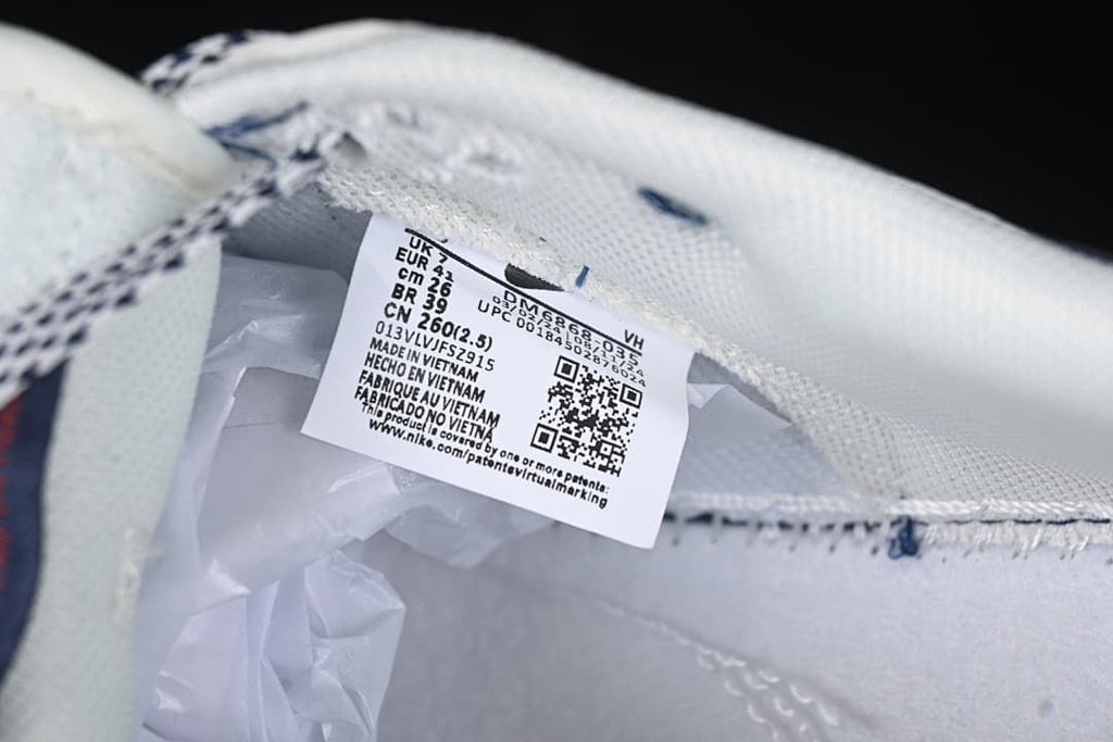 Interior size label showing UK 7, EU 41, and CM 26.