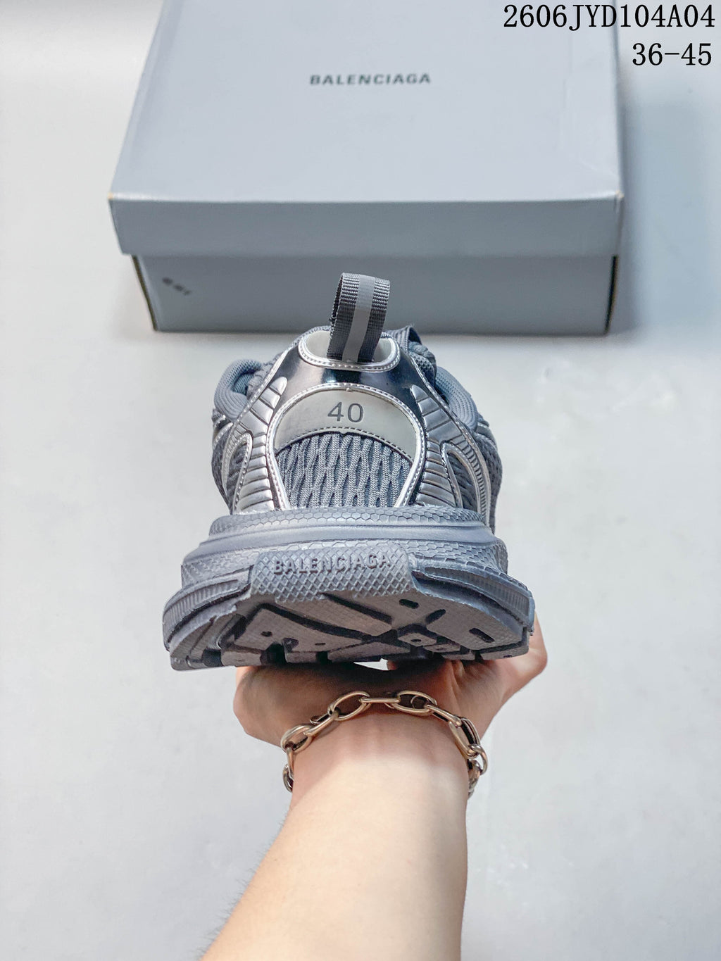 Rear view of the metallic gray sneaker with a size 40 marking; image overlay states sizes 36–45.