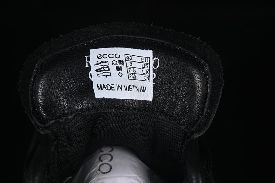 Tongue size label showing EU 42, US 8, UK 7.5, and CN 260