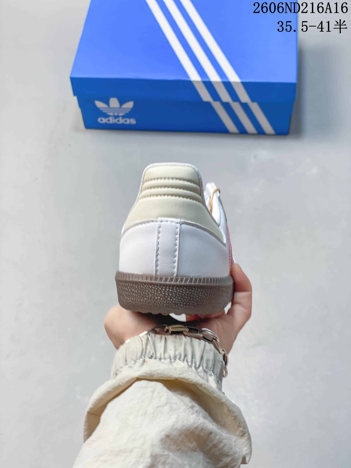 Rear view showing the heel panel and gum-toned outsole of a low-top sneaker
