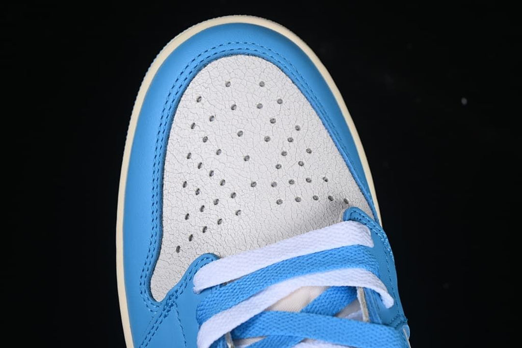 Top view of the perforated toe box and laces