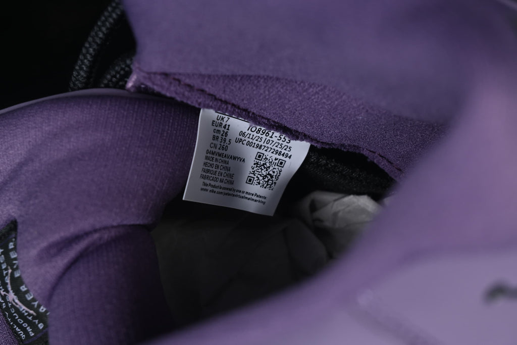 Interior shoe label showing sample size markings including EU 41.