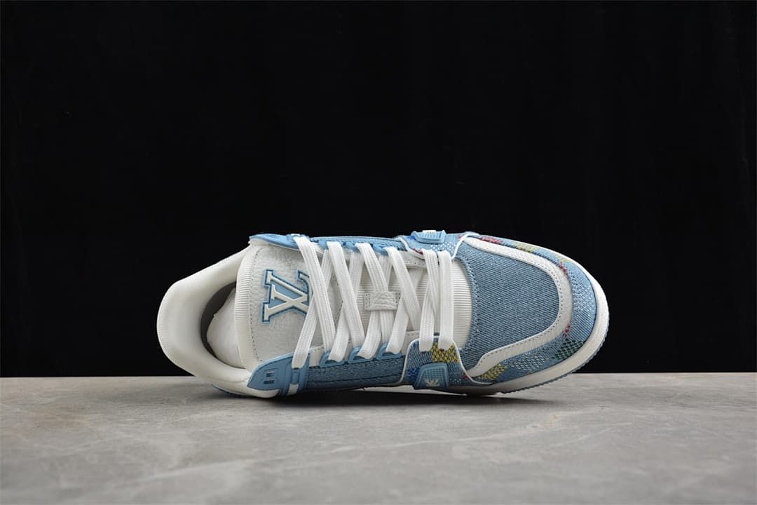 Top view of the sneaker showing its laces and tongue.