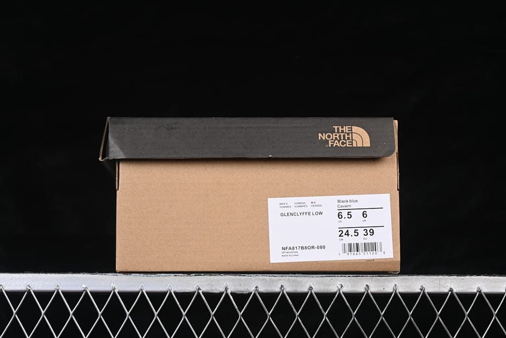 The North Face Glenclyffe Low shoe box label showing the Black Blue color name and one size sample.