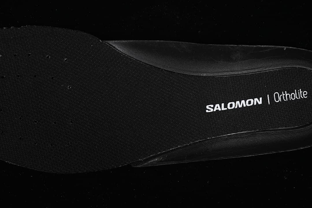 Close-up of the insole marked Salomon Ortholite