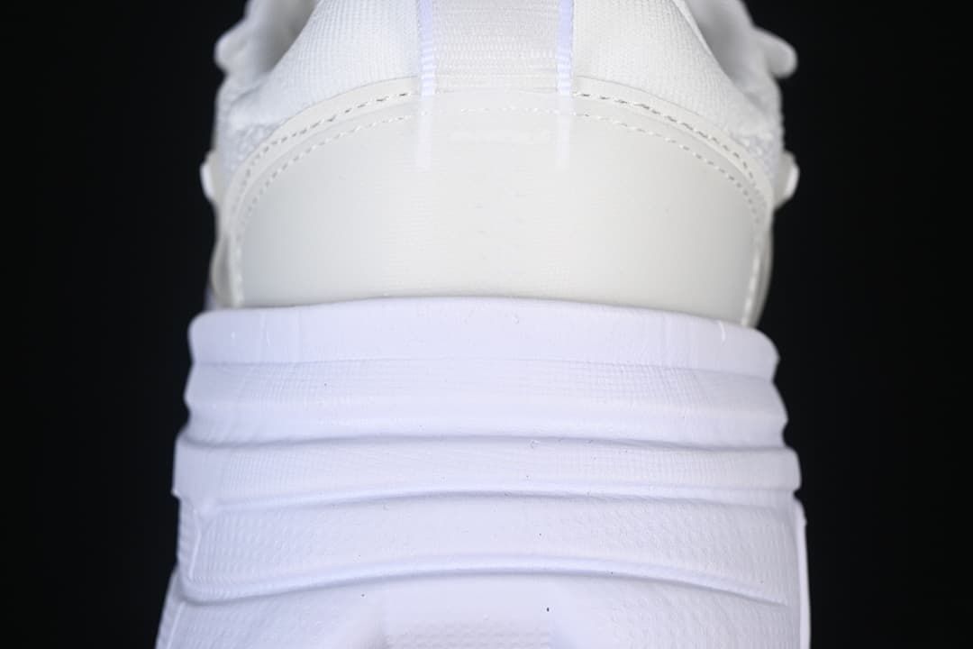 Close-up of the sneaker heel and sculpted sole