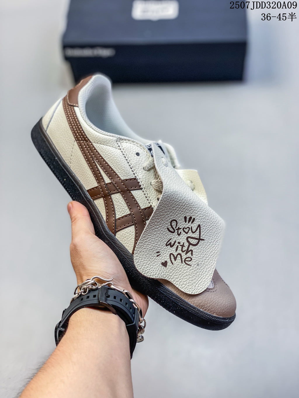 Cream and brown Tokuten sneaker shown with a removable-looking side panel marked “Stay with Me”; image text shows sizes 36–45.5.