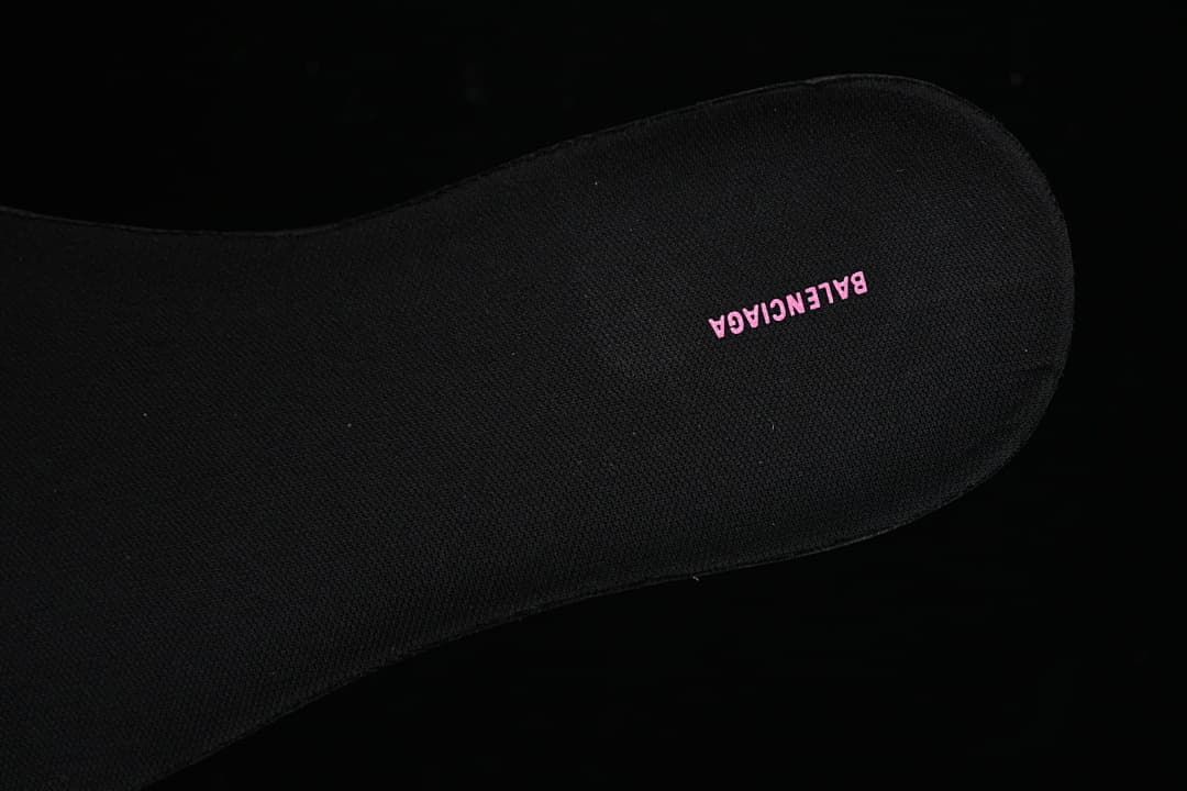 Close-up of the black insole with pink Balenciaga lettering