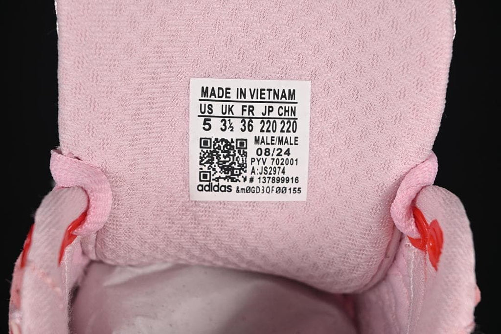 Tongue size label showing US 5, UK 3.5, FR 36, and JP and CHN 220.