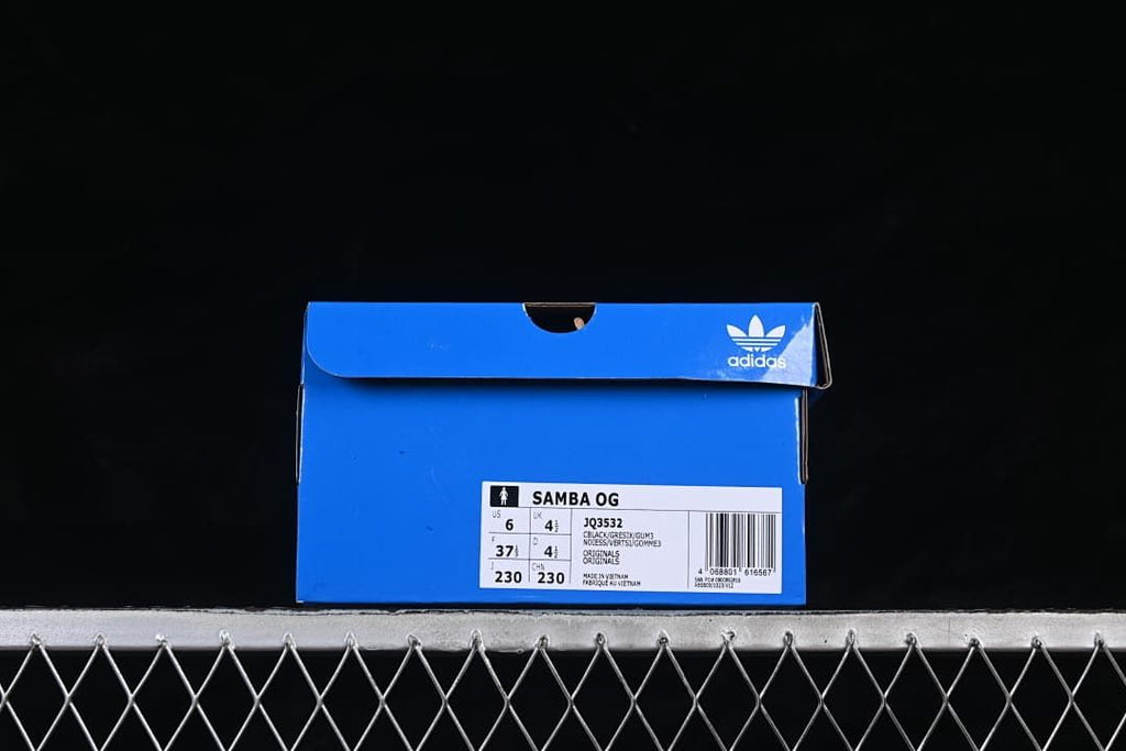 Samba OG shoebox label showing style code JQ3532 and sample size information
