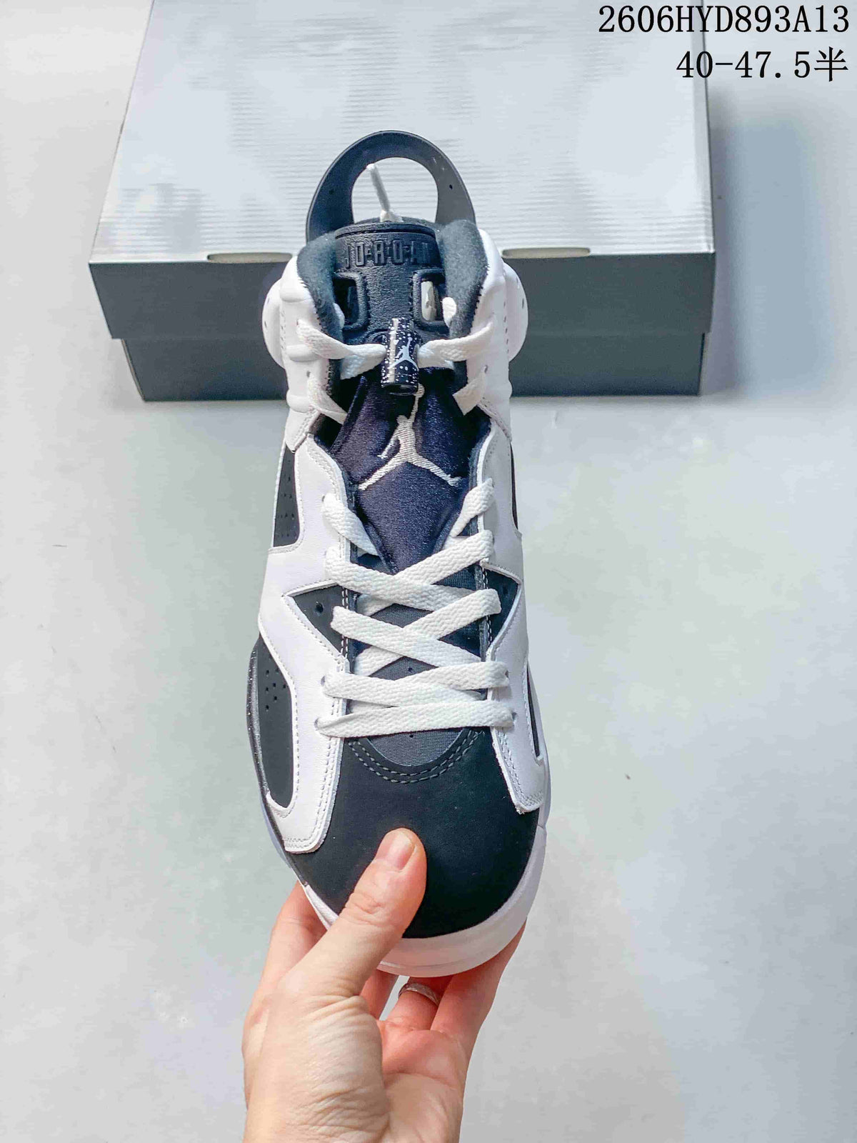 Front view highlighting the laces, tongue and dark toe panel