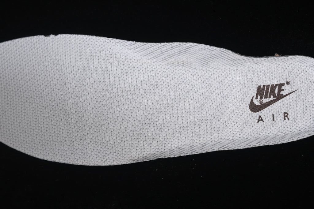 Close-up of the white Nike Air-branded insole
