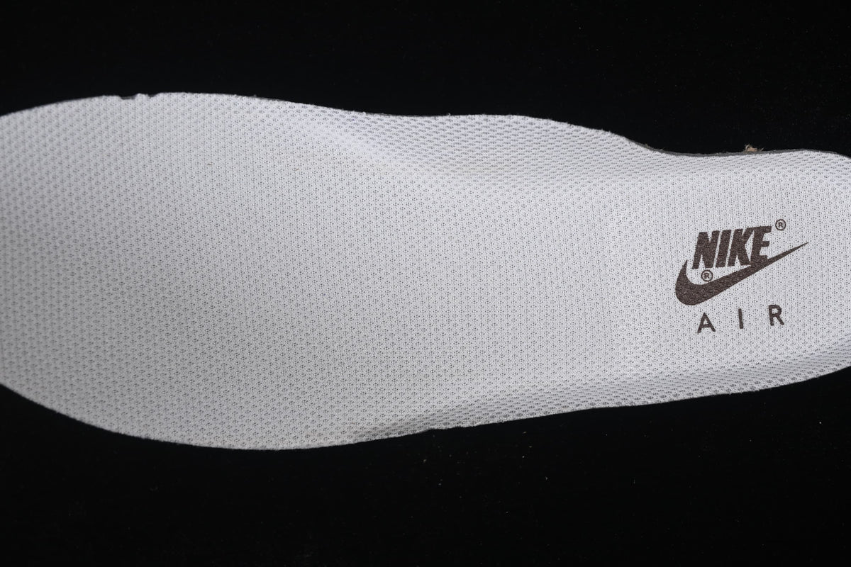 Close-up of the white Nike Air-branded insole