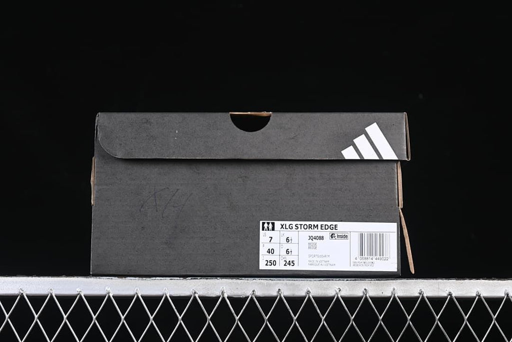 Sneaker box label identifying the XLG Storm Edge and JQ4088