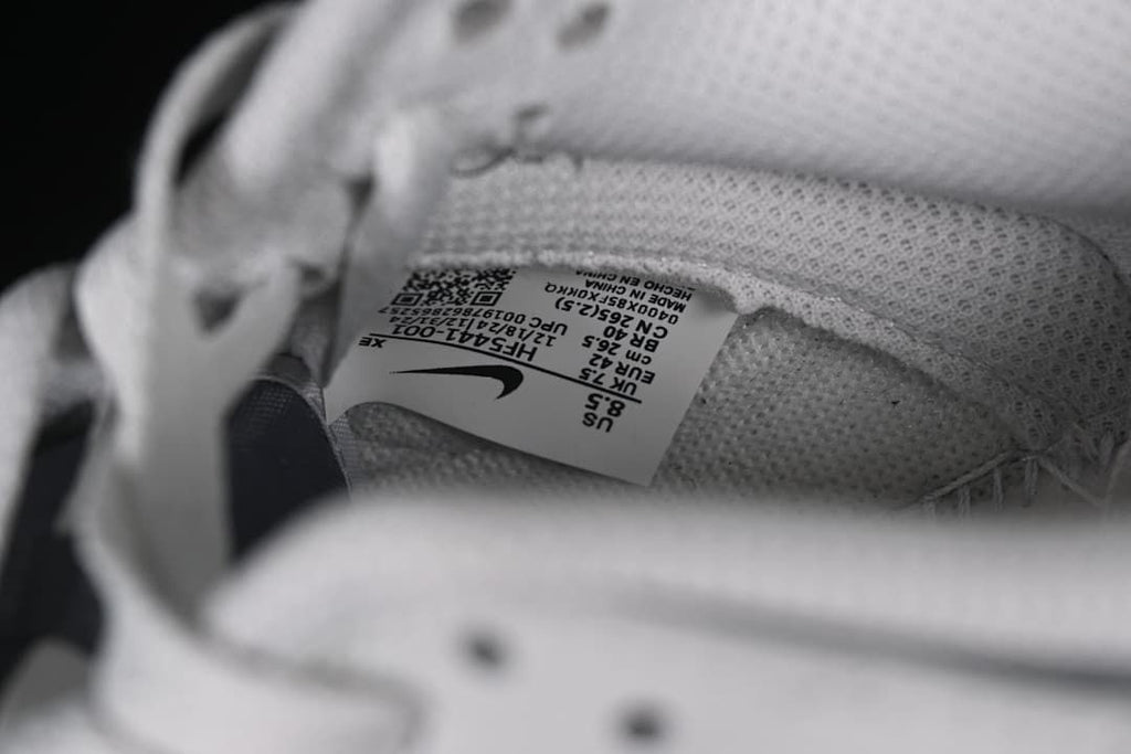 Interior size label showing the photographed sample size