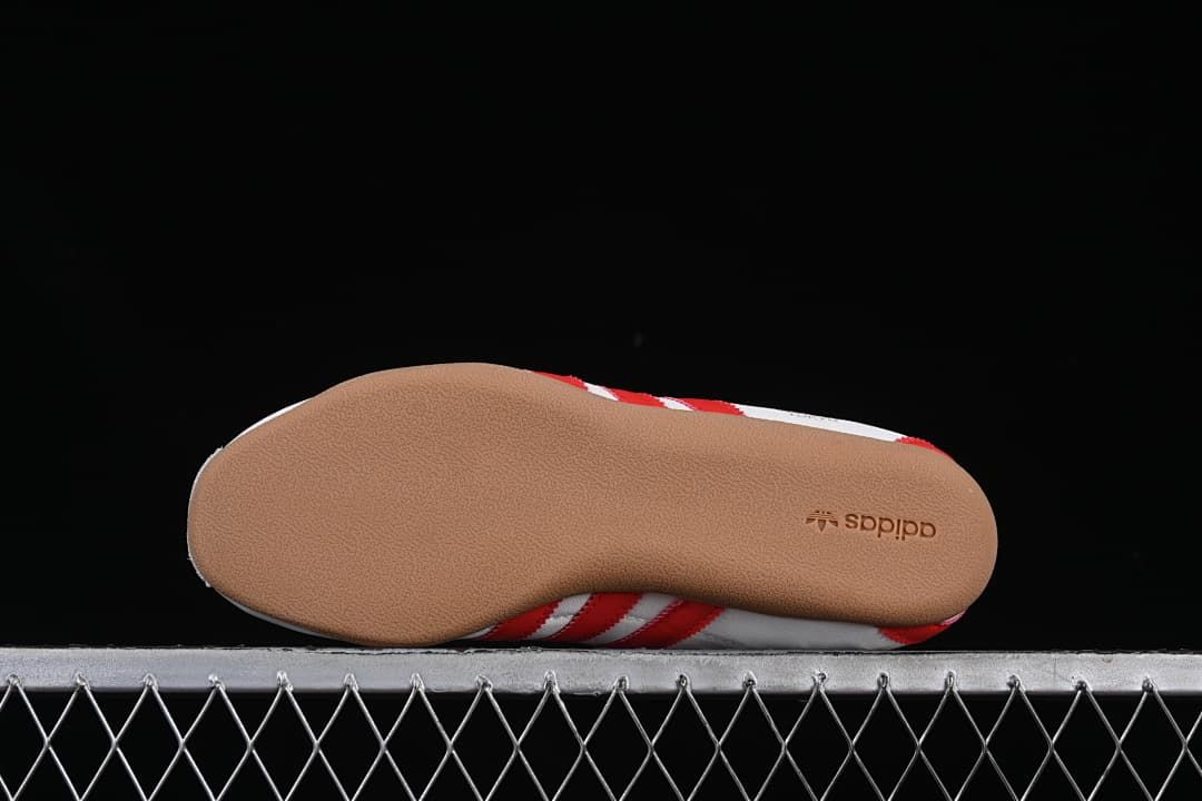 Gum-colored outsole shown from below