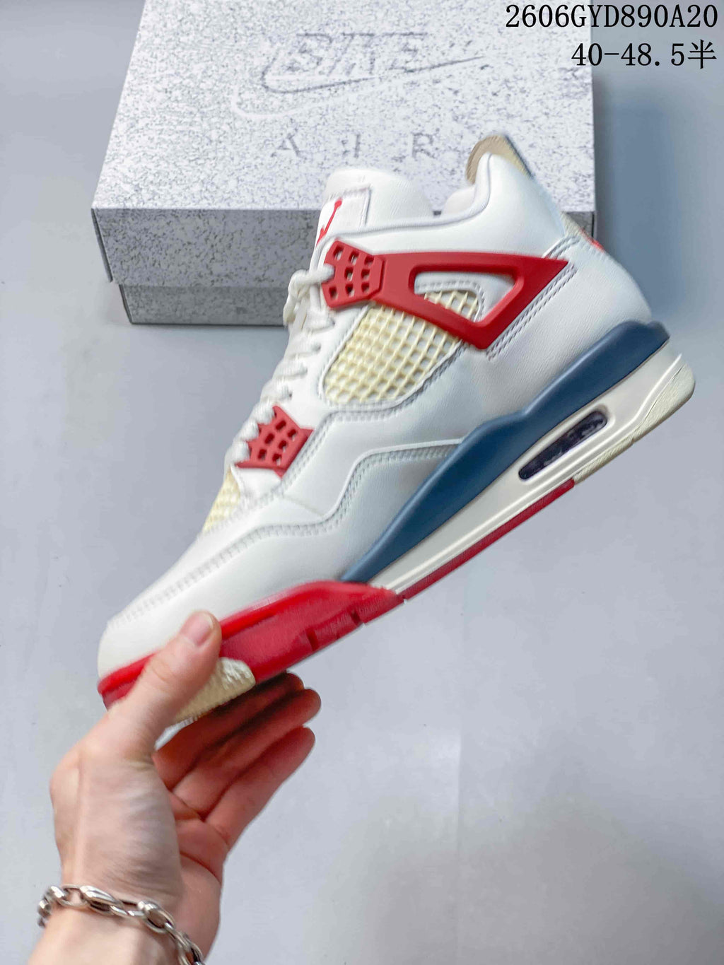 Side profile showing mesh panels and the visible heel air unit