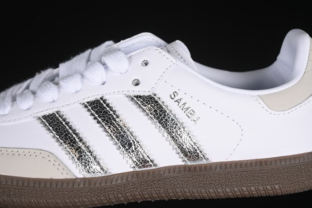 Close-up of the metallic silver side stripes and Samba side lettering